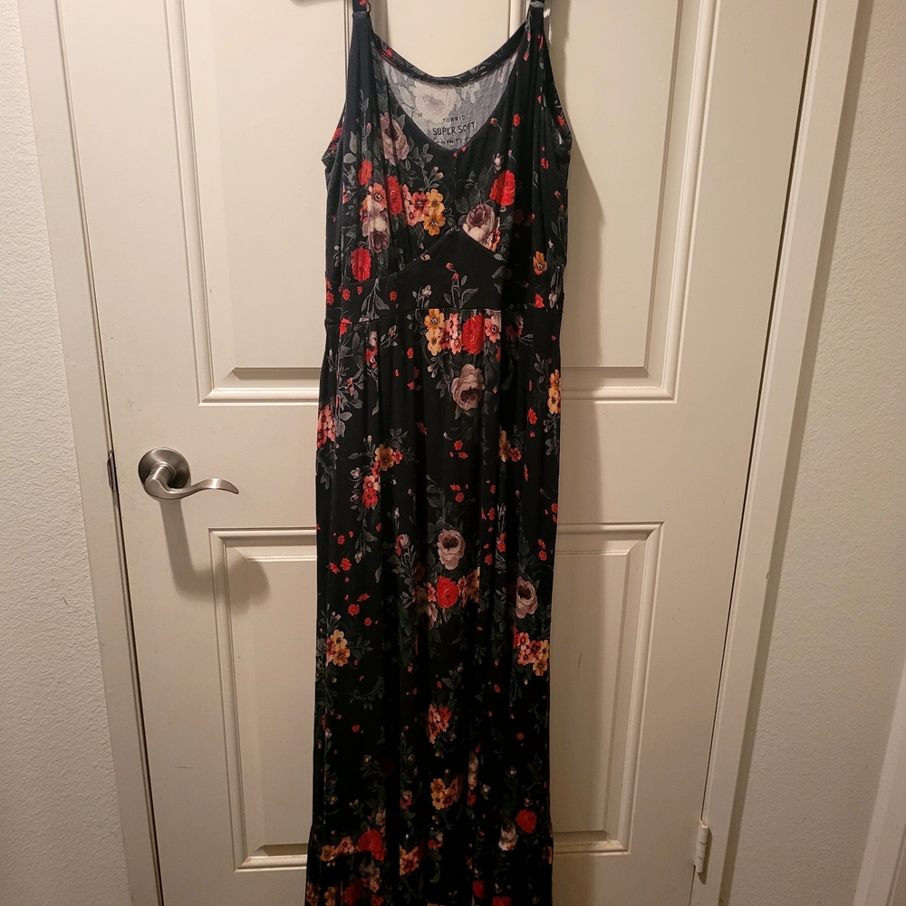 Torrid Black Floral Maxi Dress